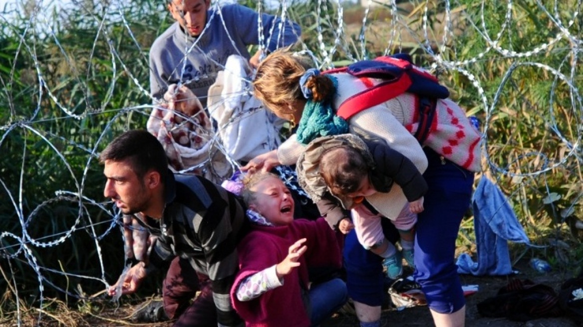 Ουγγαρία: Ενισχύει τα σύνορά της με ελικόπτερα, αστυνομικούς και σκυλιά